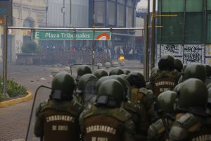 Gobierno anuncia querella por agresión a carabinera de Fuerzas Especiales en Concepción
