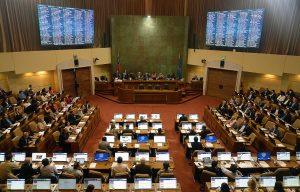 Cámara de Diputados mantendrá tabla en sala pero suspenderá mayoría de comisiones