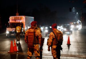 Conductor herido a bala por militares tras evadir control sanitario se encuentra hospitalizado
