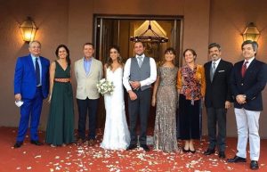 REDES| Duras críticas por matrimonio en Vitacura y en plena cuarentena sanitaria: asistió un ex ministro de Piñera