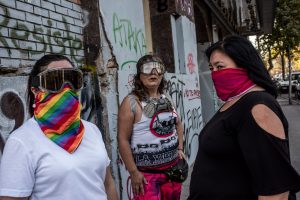 “Mamitas Capucha”: Feminismo solidario en la Primera Línea