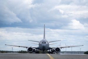 Conmoción en Argentina por fallecido con COVID-19 que llegó embalsamado desde Nueva York: Avión llevaba 243 pasajeros repatriados