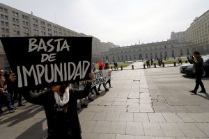 "Pretenden impunidad de asesinos aprovechándose del coronavirus": Oposición rechaza anuncio del Gobierno para acelerar "Ley Humanitaria"