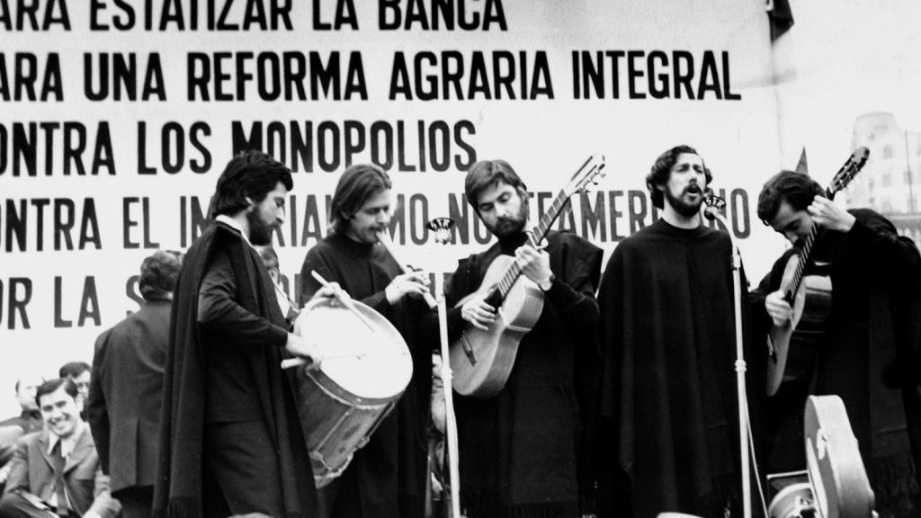 «Solo nos queda la sedición»: Cuando Quilapayún le cantó a Sergio Onofre Jarpa