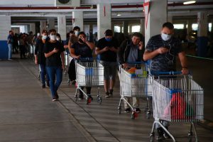 Cierran supermercado de Lo Barnechea tras confirmar contagio de COVID-19