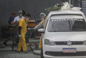 “El COVID-19 es muy cruel”: El desgarrador relato de esposa de médico mexicano fallecido