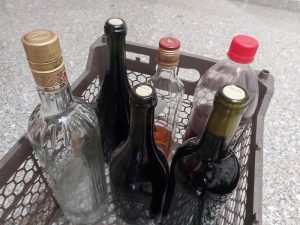 Consumo de alcohol adulterado deja 18 muertos en México