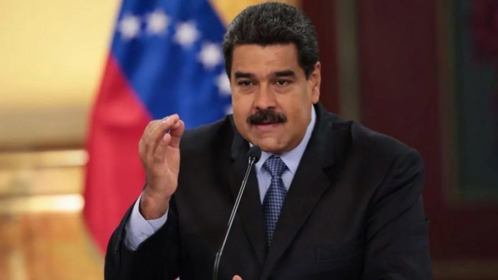 Maduro: “Nunca hemos perseguido como lo está haciendo Piñera y la derecha pinochetista”