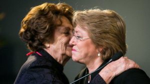 “Hasta siempre Ángela Jeria”: Destacadas mujeres despiden a madre de Michelle Bachelet con sentida carta homenaje