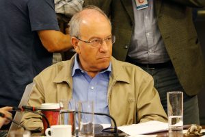 Diputado Hirsch denuncia contrato "irregular" en arriendo de terreno del municipio de Vitacura