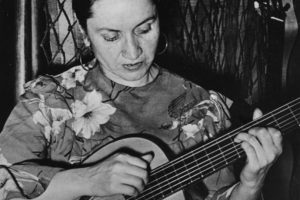 A 106 años del nacimiento de Violeta Parra: Estas son sus canciones más influyentes