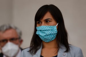 "Falta robustecer la legislación”: Izkia Siches reacciona tras detención de dos sospechosos tras amenazas de muerte