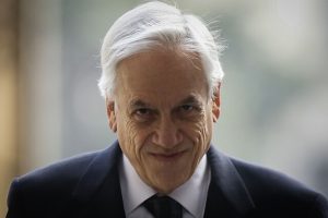 Solicitan que Sebastián Piñera y representantes de su gobierno se inhabiliten del debate por impuesto a los súper ricos