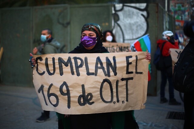 Plaza de la Dignidad: Realizan manifestación por presos mapuche en huelga de hambre