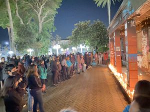 REDES| "No estamos todas, falta #Ámbar": Con velatones en Villa Alemana y varias localidades del país, la sociedad exige justicia para la joven asesinada