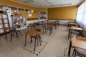 COVID-19 en Francia: Cierran más de 80 escuelas en dos semanas por contagios luego de vuelta a clases
