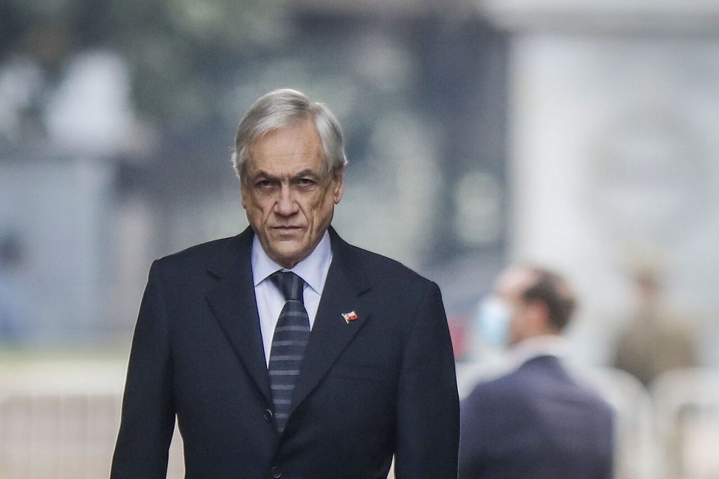 Piñera tensiona el debate y confirma intenciones de recurrir al TC por el 10%