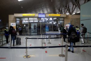 Caso de corrupción en aeropuerto de Santiago: PDI detiene a 19 personas