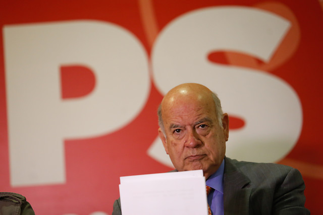 José Miguel Insulza renuncia a vicepresidencia del PS: «No creo que mi presencia tenga para ustedes ninguna razón de ser»
