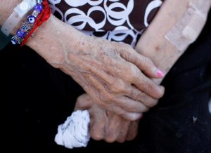 El Quisco: Detienen a hombre que mantenía a adulta mayor de 81 años encerrada en una bodega