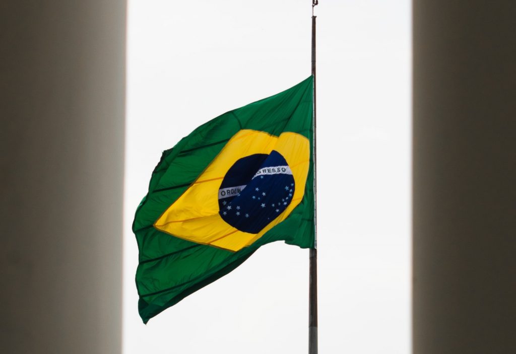 Brasil: Arrestan temporalmente a 130 personas por infringir ley electoral