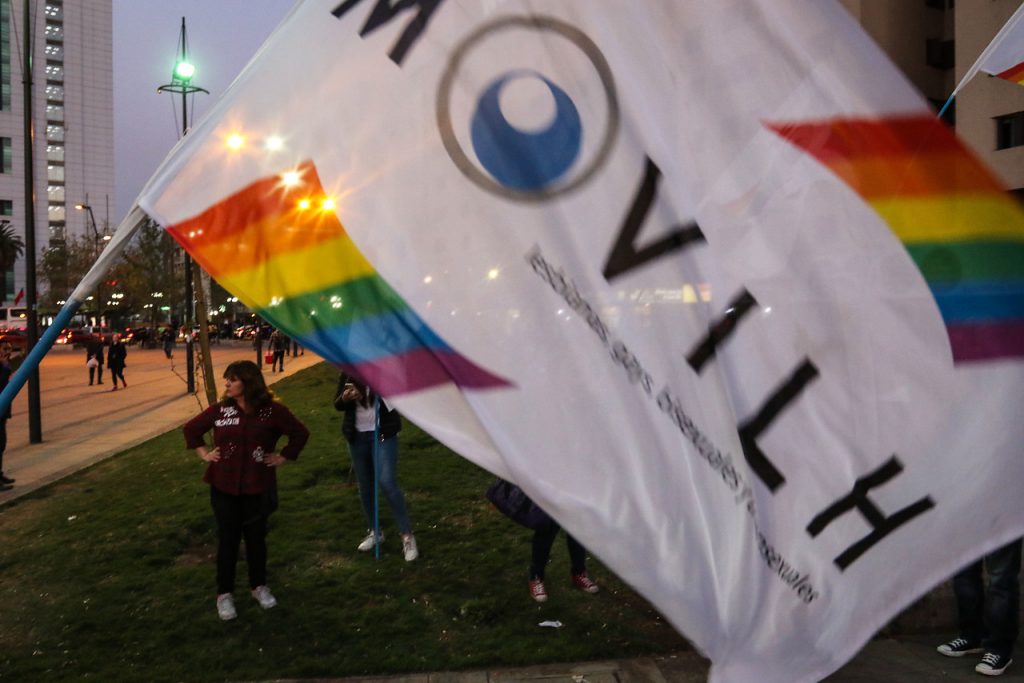 Admiten recurso del Movilh contra la UDI y el CNTV por homofobia en la franja del Rechazo