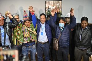 Bolivia: Luis Arce, candidato del MAS, celebra triunfo en presidenciales a la espera de resultados oficiales