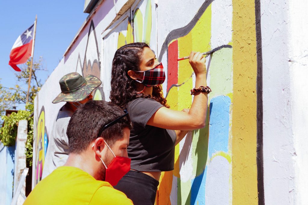 100 Murales por el Apruebo: Brigada Ramona Parra por una nueva Constitución