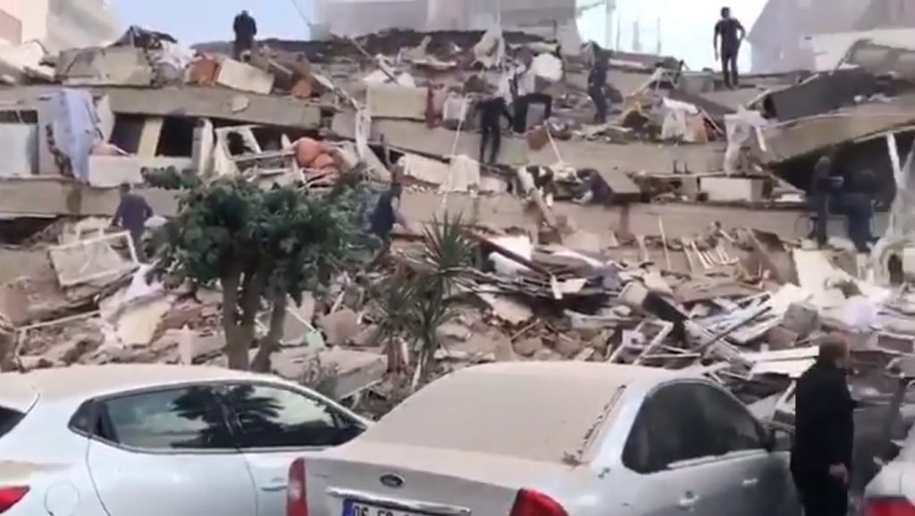 Muertos por sismos en Turquía suman casi 19.400 y heridos los 70 mil