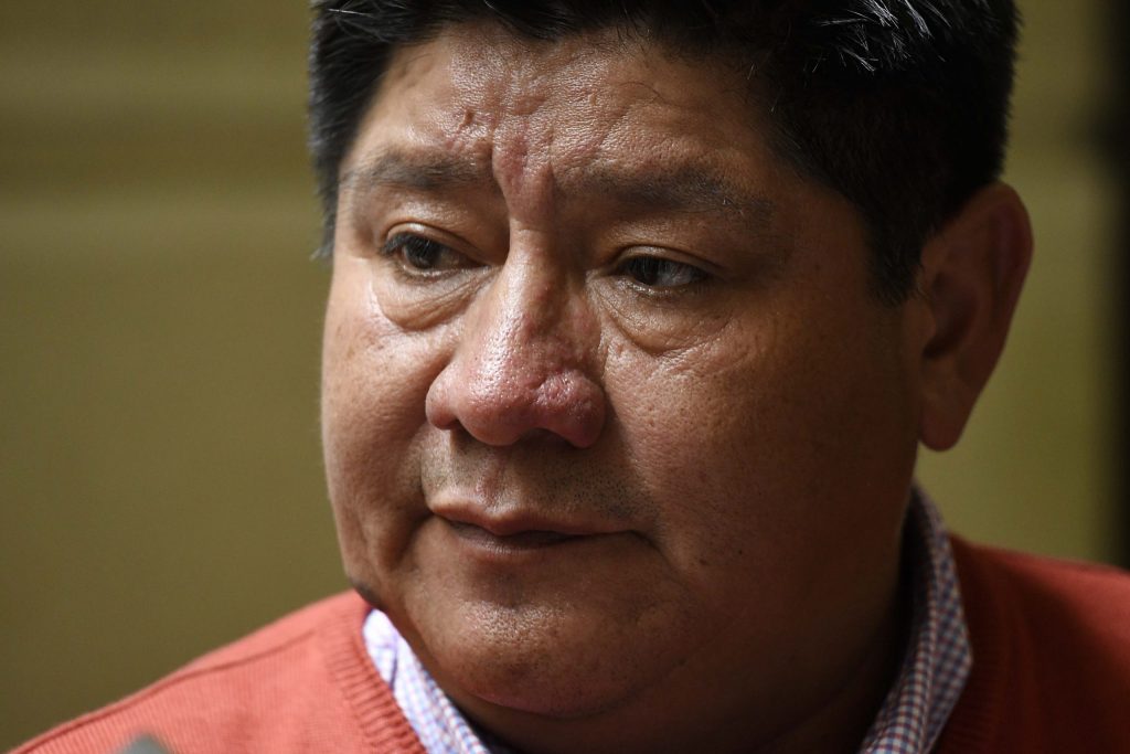 Padre de Camilo Catrillanca y el juicio a su hijo sin acceso a la prensa: «Los tribunales no quieren que la gente se informe sobre qué fue lo que realmente sucedió»