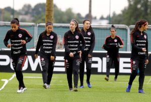La Selección Chilena femenina comienza sus trabajos con miras a los amistosos ante Zambia