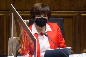 Acusación constitucional contra Víctor Pérez: Carmen Hertz acusa “política de criminalización de la protesta”