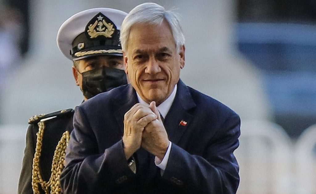 Piñera es sobreseído en causa por omisión de denuncia de corrupción en el Ejército