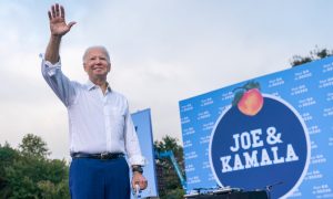 La autoridad electoral de Georgia se retracta de otorgar triunfo a Biden y sigue procesando resultados