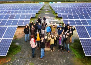 Energía en manos comunitarias: Nueva ley abre la puerta a la democratización de la energía en Chile