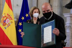 VOCES| De poeta a poeta: Jorge Montealegre comenta el discurso de Raúl Zurita en la entrega del Premio Reina Sofía