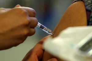 Vacunas Pfizer: Este jueves llega a Chile el segundo cargamento con más de 10 mil dosis