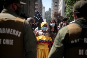“¡Voy por ti, Mario Desbordes!”: Madre de Romario Veloz anuncia más acciones tras prisión preventiva a capitán de Ejército