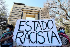Escaños reservados: ONGs acusan "racismo y discriminación" de la derecha hacia afrodescendientes y apuntan a Karla Rubilar