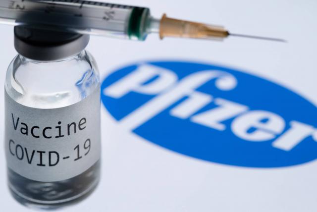 Vacunas contra la pandemia: Farmacéutica Pfizer probará tercera dosis para variantes COVID-19