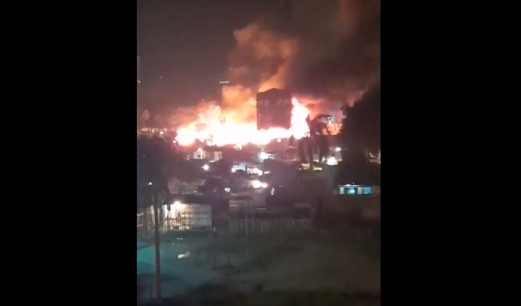 El peligro de los fuegos artificiales: Barrio más vulnerable de Asunción ardió en Navidad por culpa de la pirotecnia