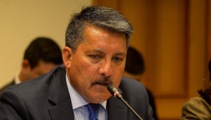 "Te vamos a despellejar y después te vamos a matar": Alcalde de Petorca denuncia graves amenazas
