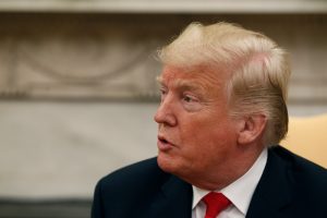 "Absolutamente ridículo": Trump reacciona ante posibilidad de nuevo juicio político