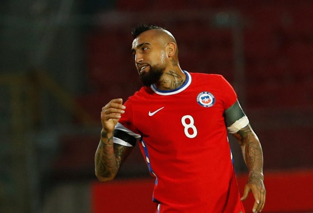 Arturo Vidal quiere a un técnico chileno en la banca de la Roja