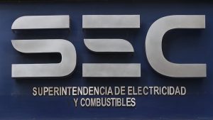 SEC formula cargos contra Enel y CGE por cortes de luz: "Fueron informadas oportunamente antes del evento climático"