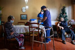 Pese a la polémica del 'Vacunagate', Chile supera las 2 millones 700 mil personas que recibieron primera dosis contra el COVID-19