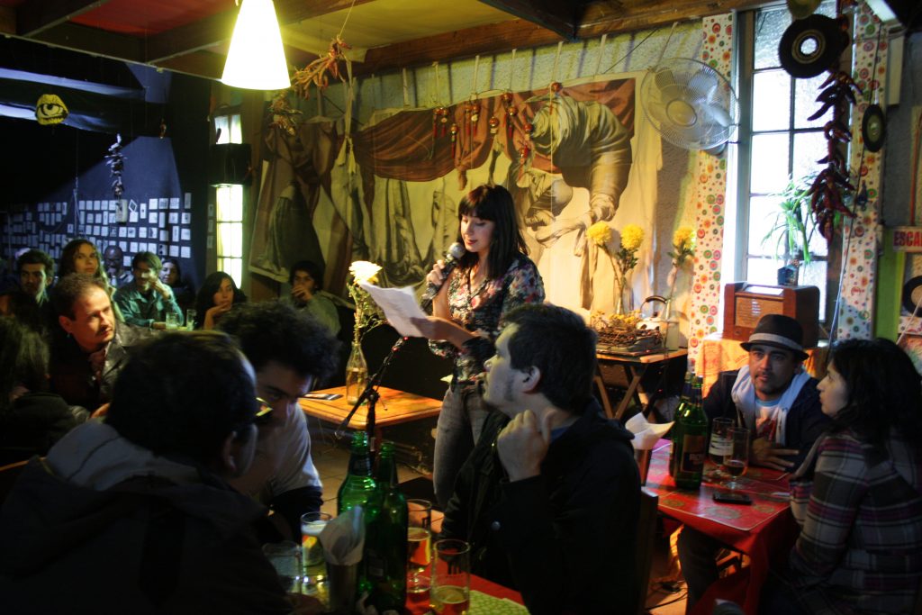 LUGARES PROFANOS| Del Prosit a Las Lanzas: resistiendo en medio de grescas literarias y bares desaparecidos