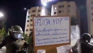 “¿Floja, yo?”: Video muestra represión policial y momentos previos al trauma ocular de profesora