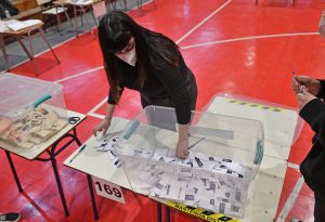 Elecciones en dos días: Chile llevando la contraria