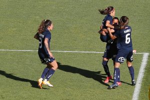 U. de Chile sigue haciendo historia: Las 'leonas' vencen a Santa Fe y avanzan a semifinales de la Libertadores